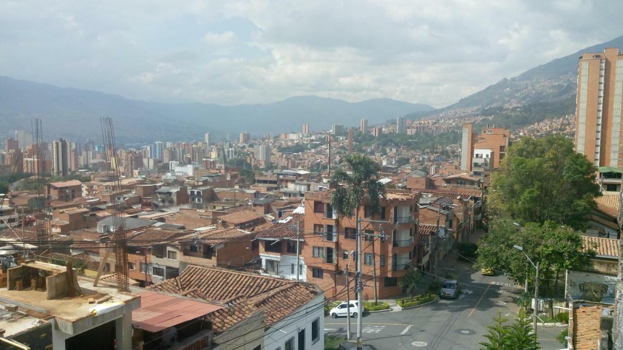 Habitacion Cerca Al Centro Medellín Zewnętrze zdjęcie